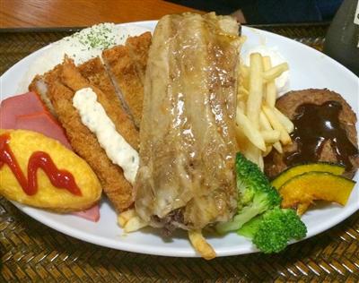 2月22日（日）、沖縄市で「コザAランチ選手権」が開催