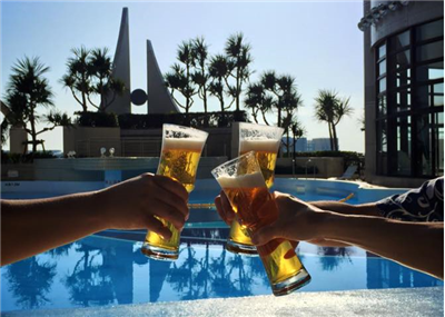 ロワジールホテル那覇で「沖縄で一番早いビアガーデン」が開催中！