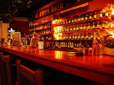 久茂地のオフィス街で一夜限りのジムビームナイト開催！