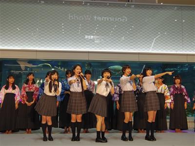 イオンモール沖縄ライカム店にももいろクローバーZが登場！