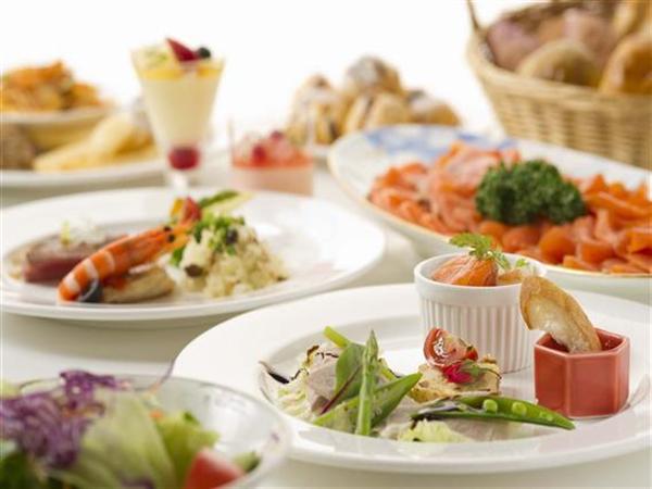 ロワジールホテル那覇の天然温泉とランチ！通常6100円がお得なセ