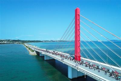 【中止】橋の両サイドに広がるコバルトブルーを眺めながら走る！「第