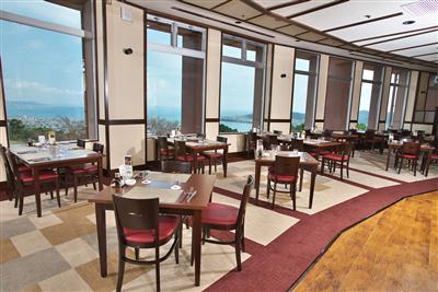 ユインチホテル南城でレストランリニューアルオープン感謝祭！ランチ