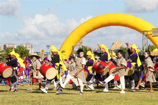 大人顔負けの演舞で魅了 第28回全沖縄こどもエイサーまつり おでかけ情報 ちゅらとく