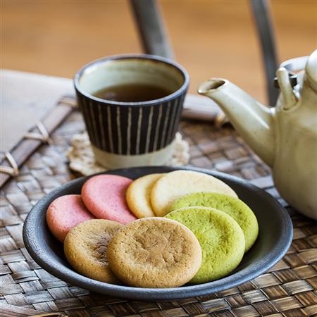 1984年創業の沖縄の菓子メーカー「ナンポー」から生まれた新食感