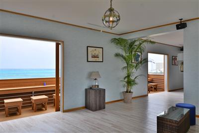 今年もオープン！海辺でくつろげる「Kafuu Beach Hou
