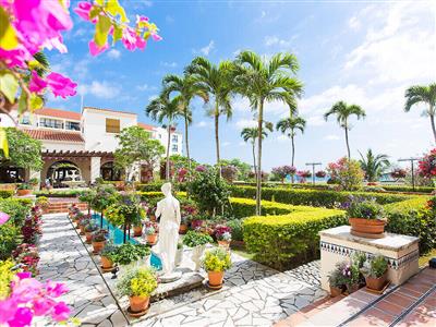 色彩豊かな花々が咲き誇る花の祭典♪ホテル日航アリビラで「パティオ