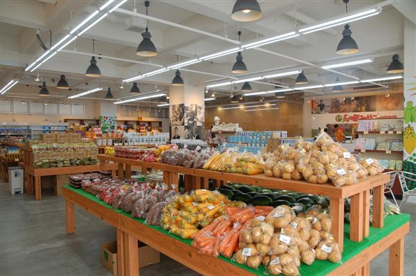 那覇国際通りに初出店！宮古島のアンテナショップ「島の駅みやこ 桜
