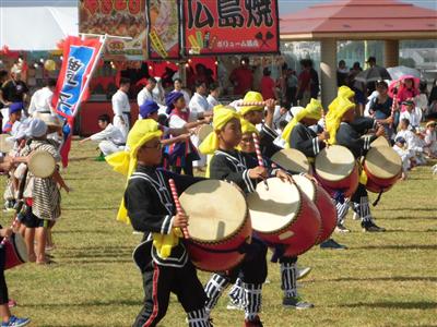 子どもたちによる大人顔負けのエイサーまつり「第30回 全沖縄子ど