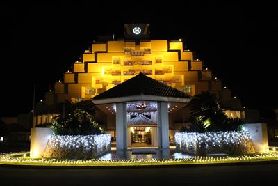 プロジェクションマッピングも！シェラトン沖縄サンマリーナリゾート