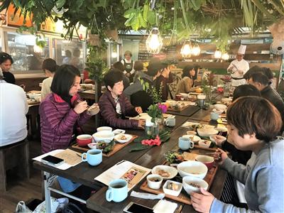 【3月末まで】「おきなわ食材の店」試食会の限定メニューが食べられ