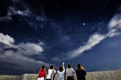 【那覇⇔うるま市送迎あり】星空鑑賞＋オリオン生1杯付！3つのお得