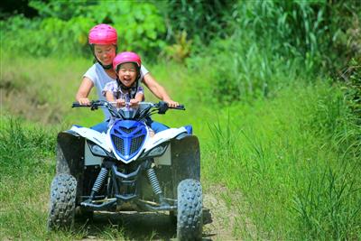 【ガジュマルンチャー】糸満観光農園でバギー体験などアウトドアを楽