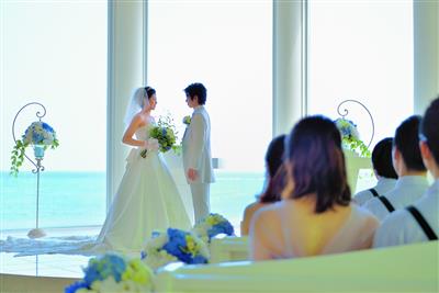 結婚式を控えたカップル必見！ リザンシーパークホテル谷茶ベイで婚