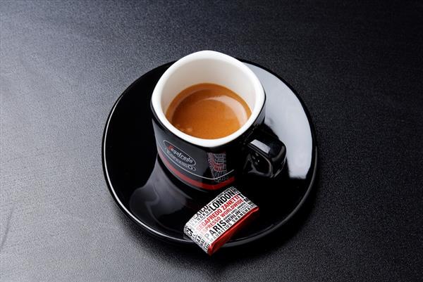 世界中で親しまれているコーヒー焙煎メーカー「セガフレード」！ダブ