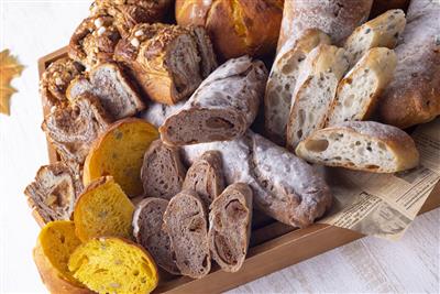 秋季限定！サザンビーチホテル&リゾート沖縄にて秋色ホテルブレッド