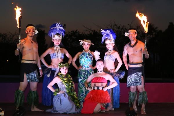 迫力のポリネシアンショーや幻想的なナイトプール！ルネッサンス リ