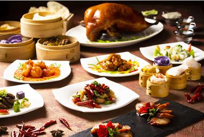 ヒルトン沖縄瀬底リゾートで伝統料理をスタイリッシュに楽しむ「モダ