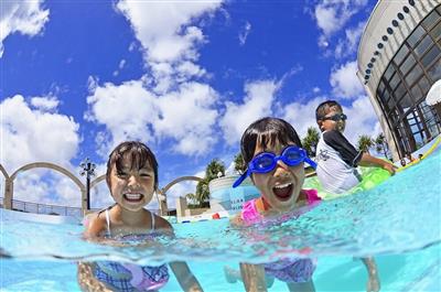キッズ大喜び！子ども心を鷲掴みするプールがある沖縄県内のリゾート