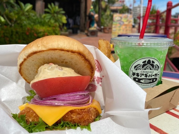 看板メニュー チキアギバーガー