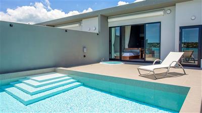 全室インフィニティプール完備♪おもてなしの心とサービスあふれるプ