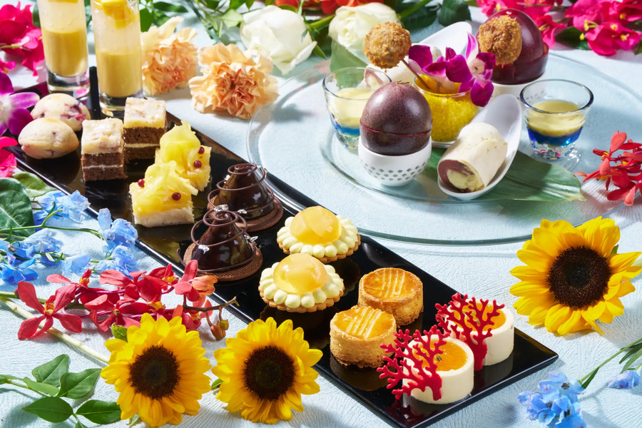 ヒルトン沖縄2025年夏「トロピカルアフタヌーンティー」