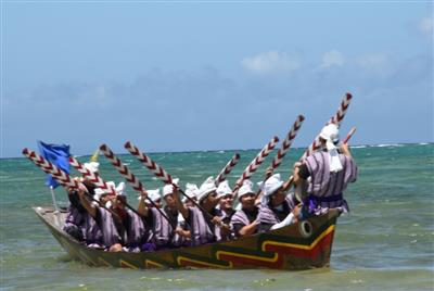 伝統と熱気あふれる初夏の風物詩！「第41回 読谷村ハーリー大会」