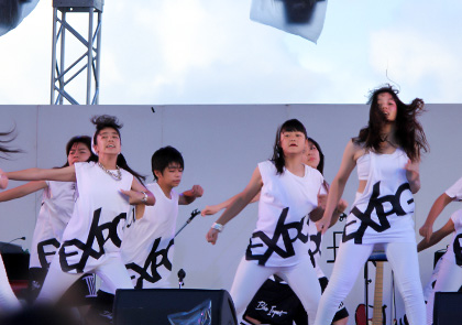 t[_XReXg