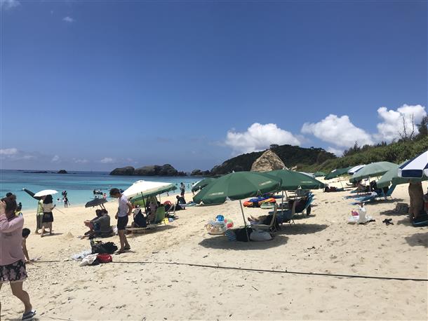 阿波連ビーチ