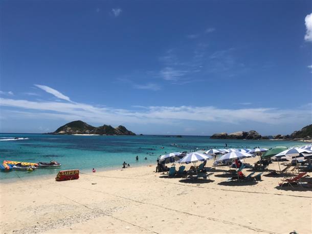 阿波連ビーチ海水浴