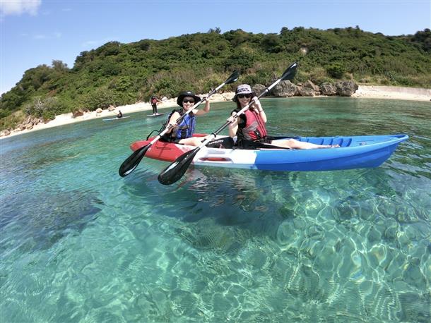 浜比嘉島の道路が通っていない島の秘境へ！