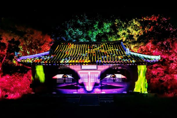 プロジェクションマッピング