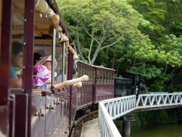 沖縄軽便鉄道