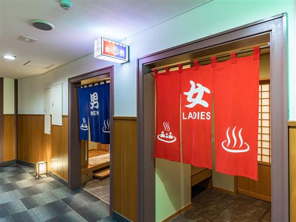 大浴場といったらこの「のれん」が目印