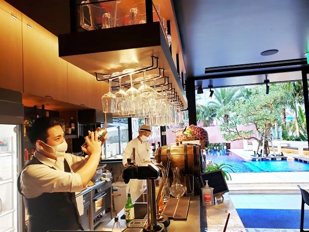 多数のカクテルもご用意してます