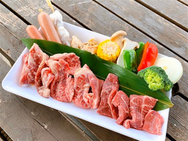 無人島でBBQを満喫♪