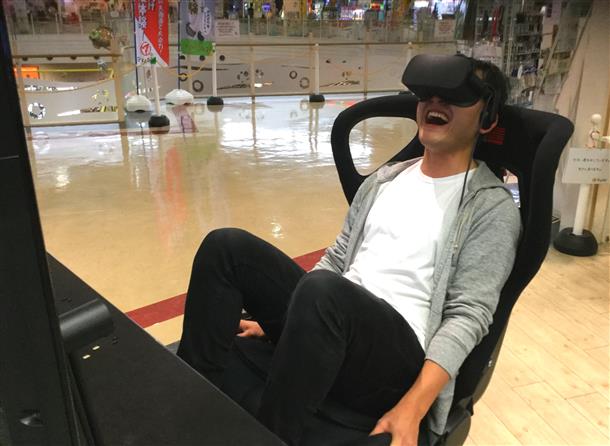 大迫力のVRジェットコースター体験♪