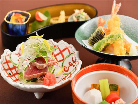 ホテルレストランの 和食 ちゅらとく
