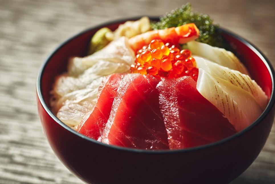 「雲海」 土・日限定　和らぎ特製海鮮丼　通常3,164円⇒2,500円 　