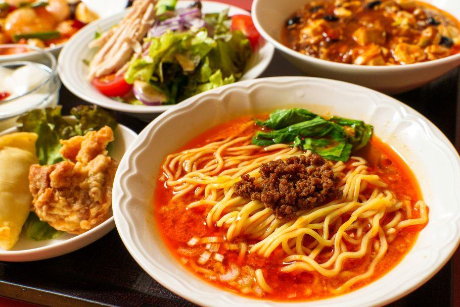 【土日も営業開始】ちゅらとく会員限定400円OFF！担々麺＆四川麻婆を含むセットメニューにコーヒー・紅茶付き！※当日10時までご予約OK