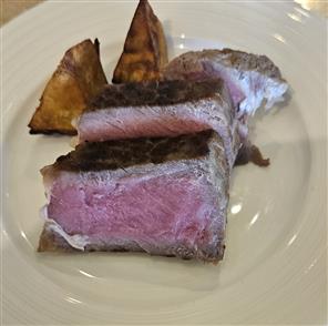 ビーフステーキ食べ放題