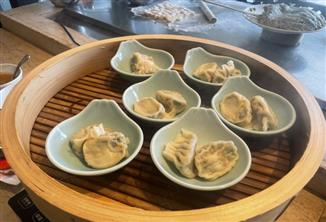土曜日（中華　水餃子）