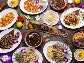 楽園ビュッフェ開催中