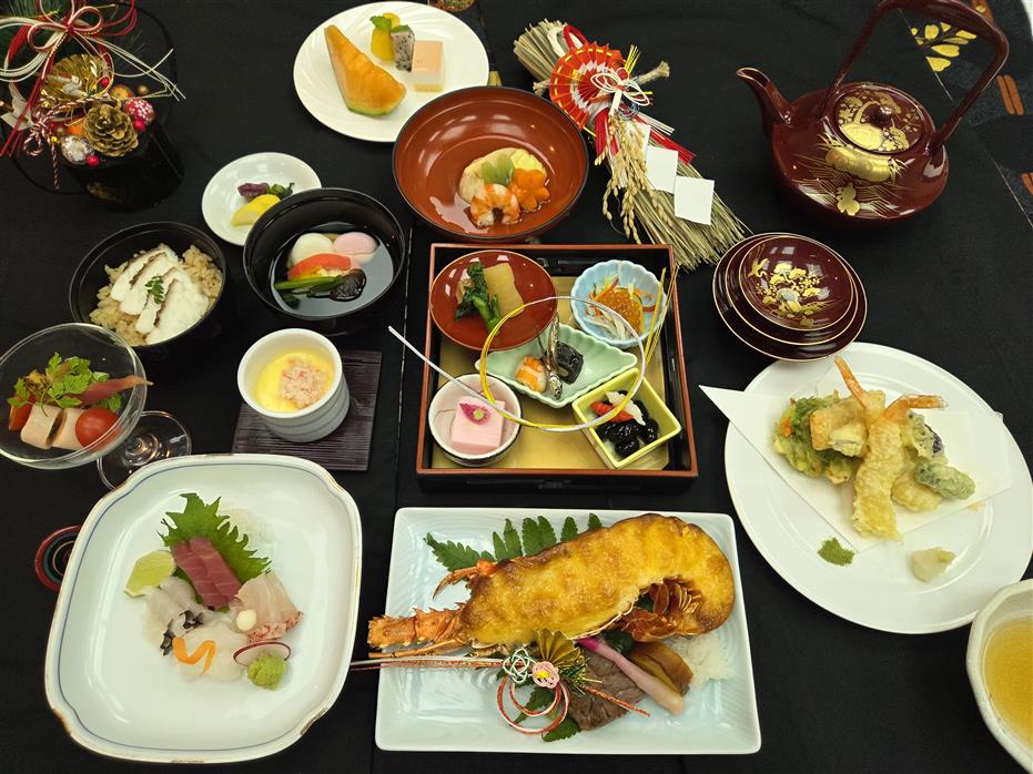 【三が日限定】ちゅらとく限定特典！1ドリンク付き♪「五味五色五法五感」を感じる和食でお正月を味わおう！天然小鯛の塩焼き・ロブスター素味噌焼き・紅白餅入りお雑煮 更に天ぷらは揚げたてを提供！当日11:00までご予約可！