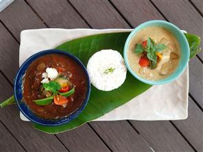 カレーは日替わりでご用意