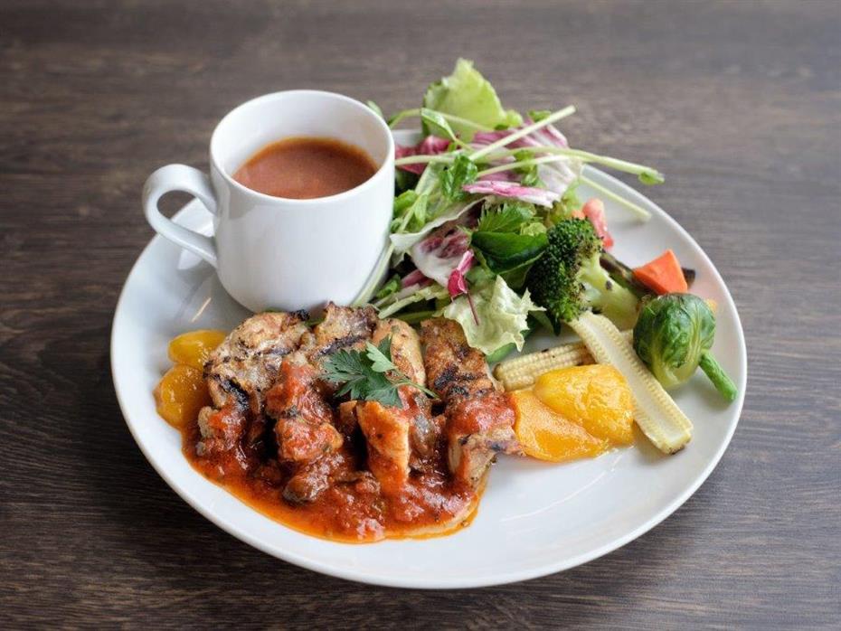 那覇 ランチ ホテル カクテルステイ ナハ