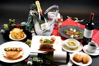 コース料理集合写真