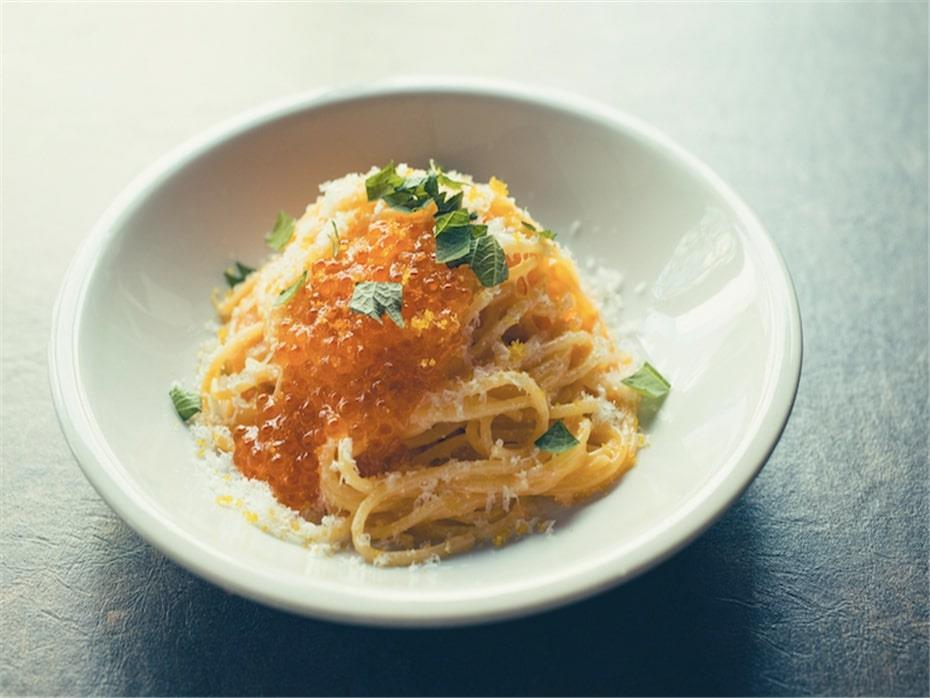 【平日限定20%OFF】お好きなメイン・パスタ・デザートが選べるコースランチ！自家製フォカッチャと食後のコーヒーor紅茶はおかわり自由☆