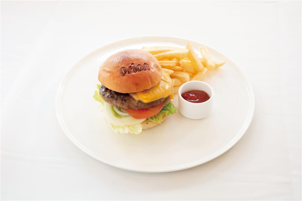 ④オリオン照り焼きバーガーフライドポテト添え