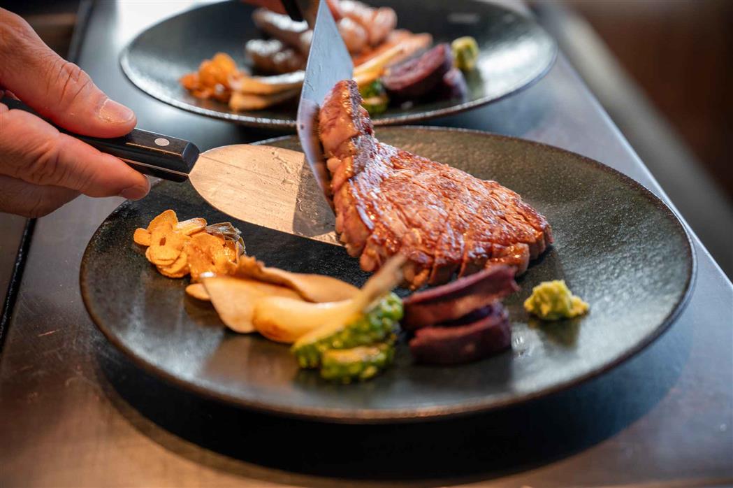 【ちゅらとく限定】“乾杯酒“と“ホタテ“付き♪　鉄板焼きランチ でいごコースをそのままのお値段で